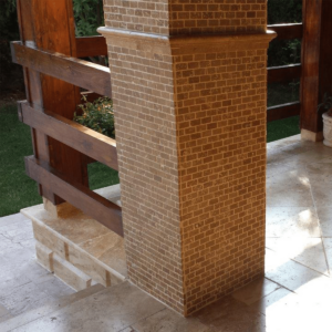 Mozaic Travertin Noce Antichizat 4.8 x 4.8 x 1 cm