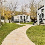 Placi Travertin Classic Rustic Antichizat 10 x 10 x 1 cm - imagine 2