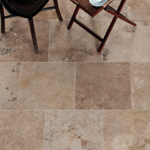 Placi Travertin Nero Slefuit Chituit 45.7 x 45.7 x 1.2 cm