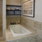 Placi Marmura Cappuccino Dark C Lustruit 30.5 x 61 x 1.2 cm - imagine 2