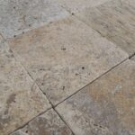 Placi Travertin Silver Rustic Antichizat 15.25 x 15.25 x 3 cm
