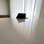 Lastra Quartz Beige Light 400101 Lustruit GR 2 cm - imagine 2