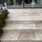 Placi Travertin Classic Antique Antichizat 61 x 61 x 1.2 cm - imagine 3