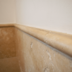Profil Travertin Classic Centered Bullnose 4.5 x 30.5 x 3 cm