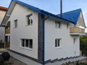 Transformă aspectul casei tale cu plăci de marmură Black cu finisaj antichizat