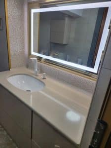 Quartzul Beige - material versatil care poate fi folosit într-o varietate de proiecte