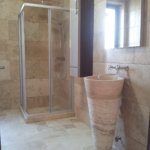 Bordura Dus Travertin Classic CC Slefuit Chituit 90 x 5 x 4 cm