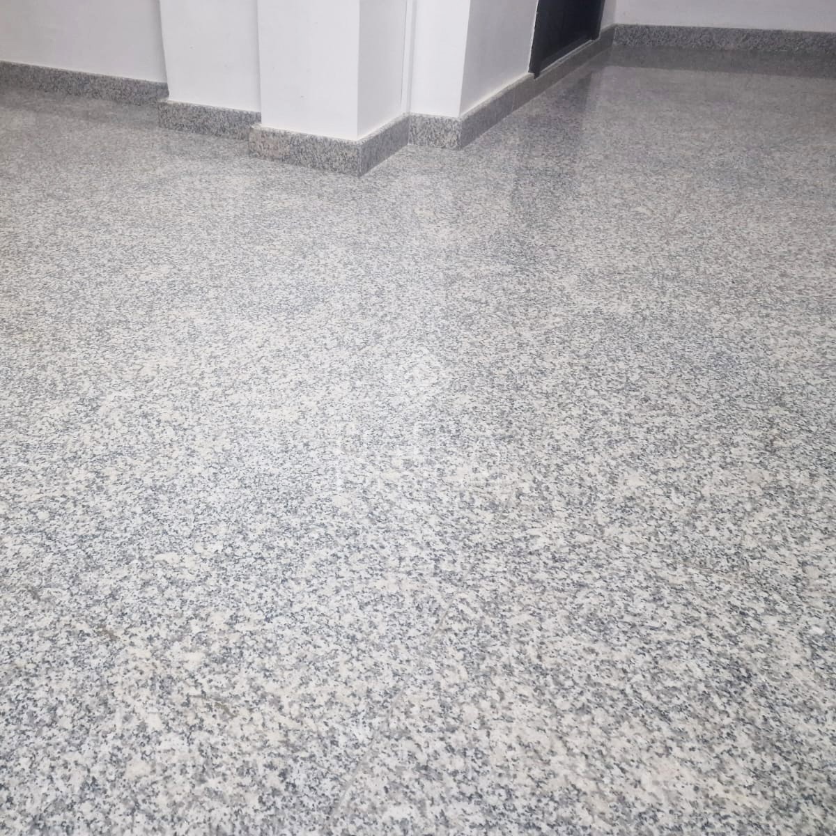 Lastra Granit Gri G602 Lustruit GR2 cm (5) Placi Granit Gri G602 Lustruit 60 x 60 x 1.5 cm - imagine 1