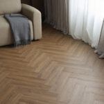 Parchet SPC Herringbone Stejar Maro Nevada Cu Izolatie - imagine 3