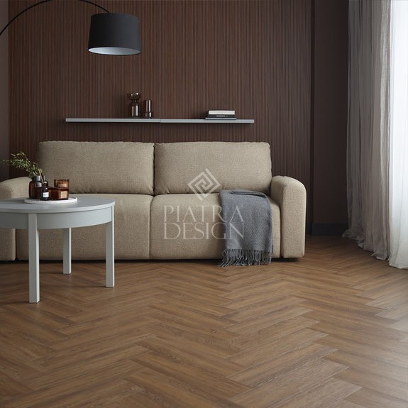 PODLOGA-WINYLOWA-REGA-NEVADA-OAK-GALLERY4_w1920-h767-q85 Parchet SPC Herringbone Stejar Maro Nevada Cu Izolatie - imagine 1